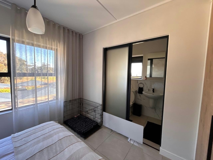 2 Bedroom Property for Sale in Burgundy Estate Western Cape